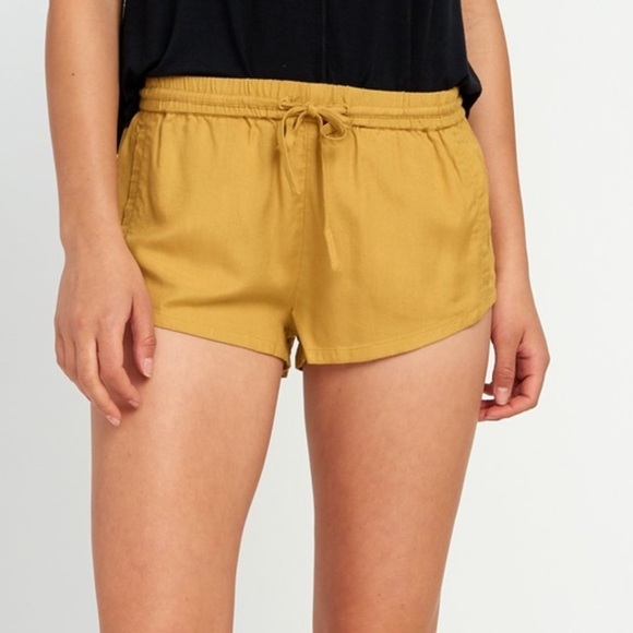 🔆RVCA🔆 CUT CORNERS SHORTS - Picture 3 of 9